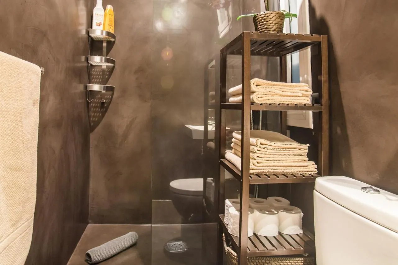 Modernism And Comfort In A Strategic Location Barcelona