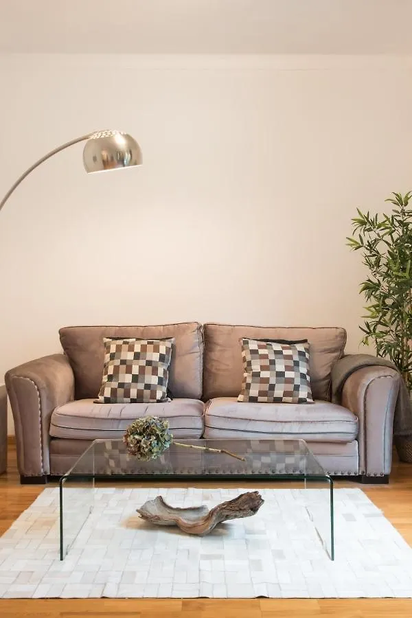 Modernism And Comfort In A Strategic Location Barcelona